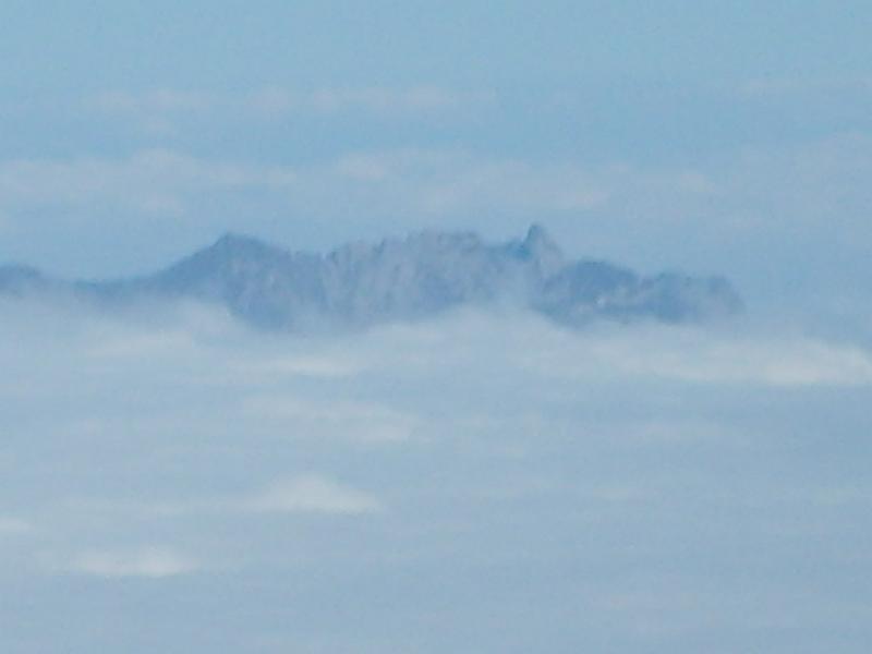 S5007036.JPG - Pilatus im Nebel
